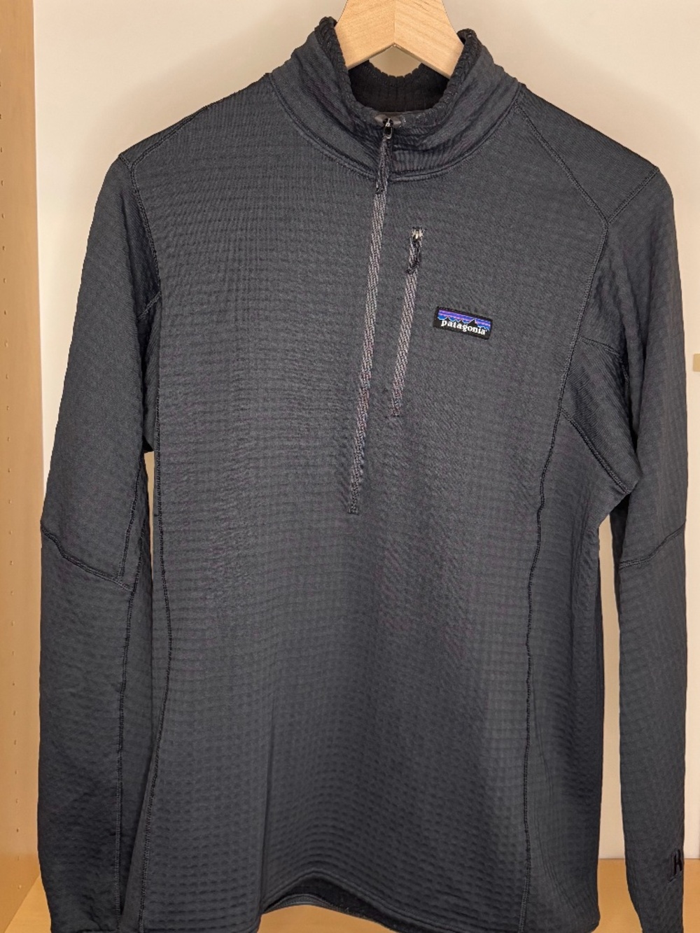 FLAWLESS Patagonia R1 Fleece Pullover Black STY40110 Men’s Medium